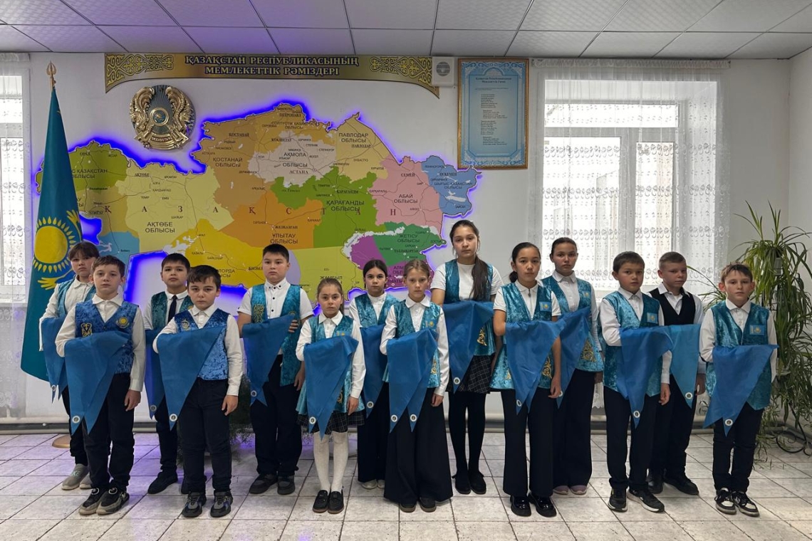 "Жас Қыран" және "Жас Ұлан" балалар мен жасөспірімдер ұйымдарының қатарына білім алушыларды қабылдауға арналған салтанатты жиын.